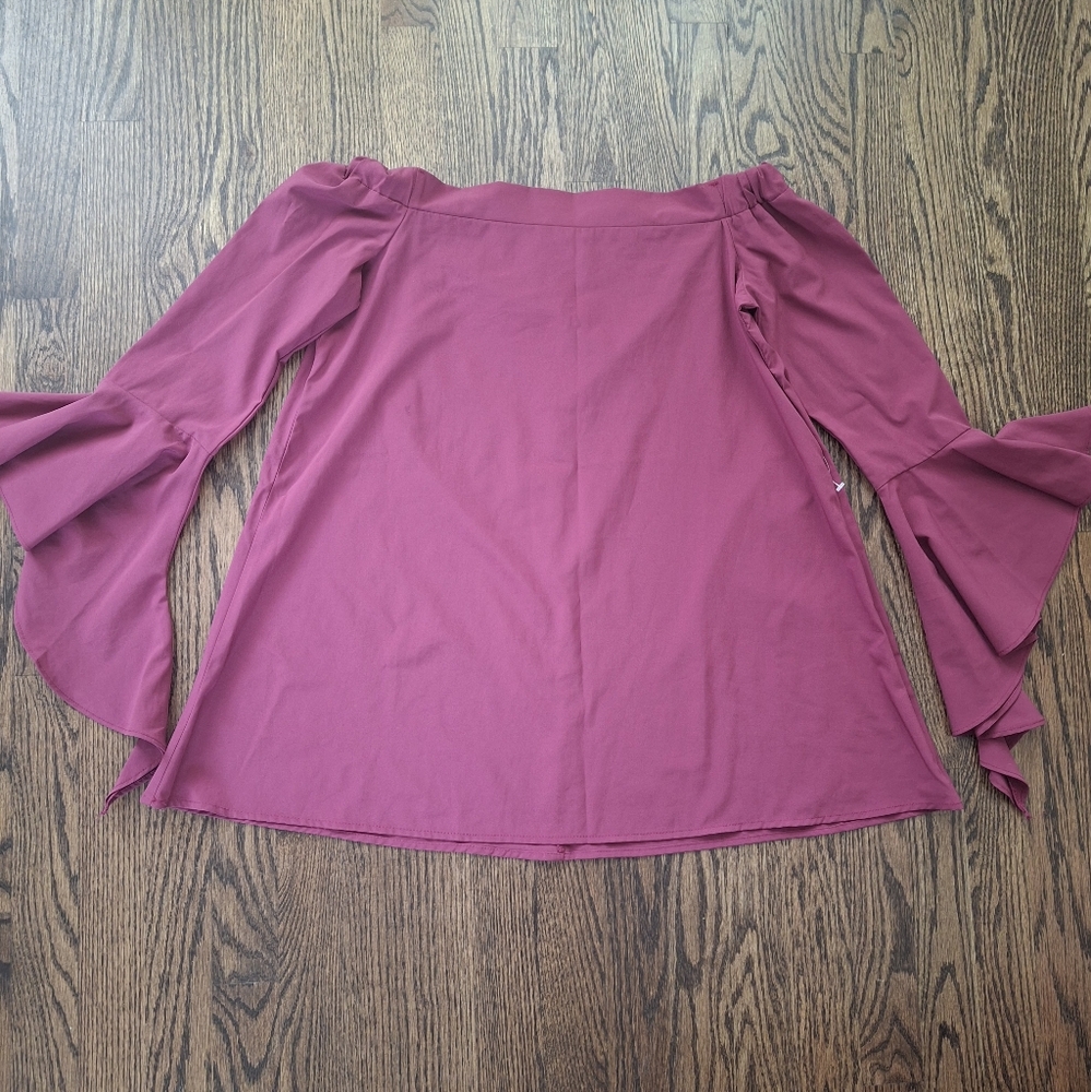 1.4.3 Story By Line Up  Off-Shoulder Top Magenta Color